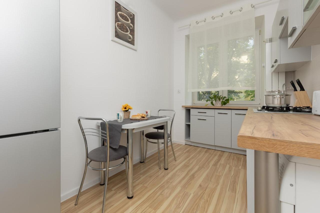 Bright Apartment Wola Near Metro Station By Noclegi Renters วอร์ซอ ภายนอก รูปภาพ